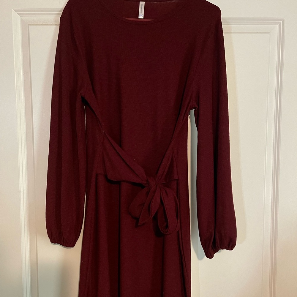 Long sleeve casual tie waist sweater dress